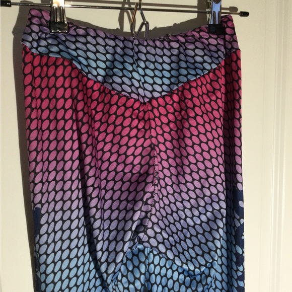 Multi Color leggings - Picture 4 of 6